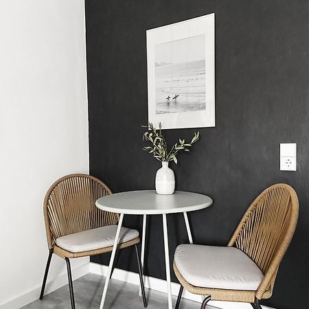 Seaside Rooms - Zentrales Design-Apartment Mit Balkon & Parkplatz - 2 Minuten Zum Strand Timmendorfer Strand Exterior foto